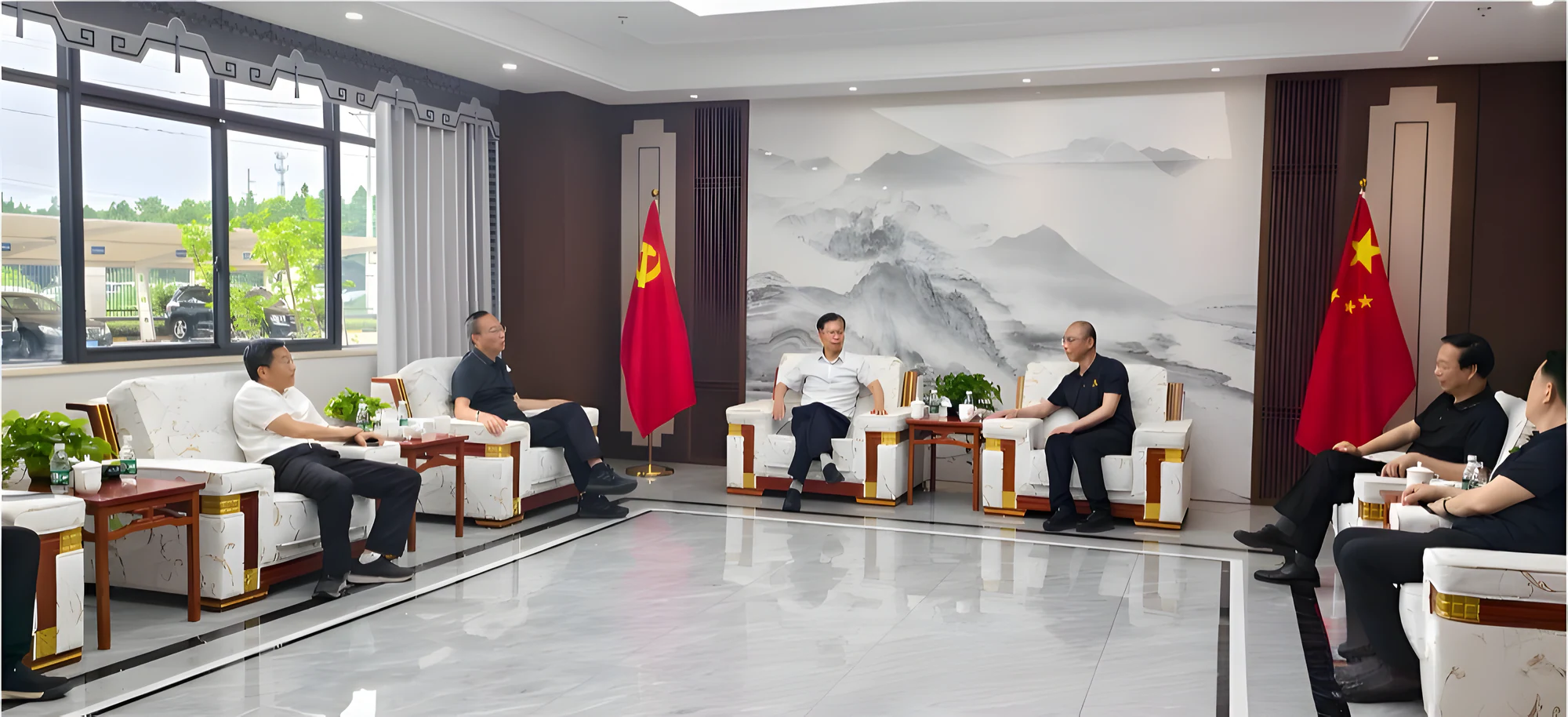Nantong CPPCC Vice Chairman Lu Jianxin Visits Jiangsu Guokong Electric Power Equipment Co., Ltd.: Focusing on Technological Innovation and Enabling High-Quality Development