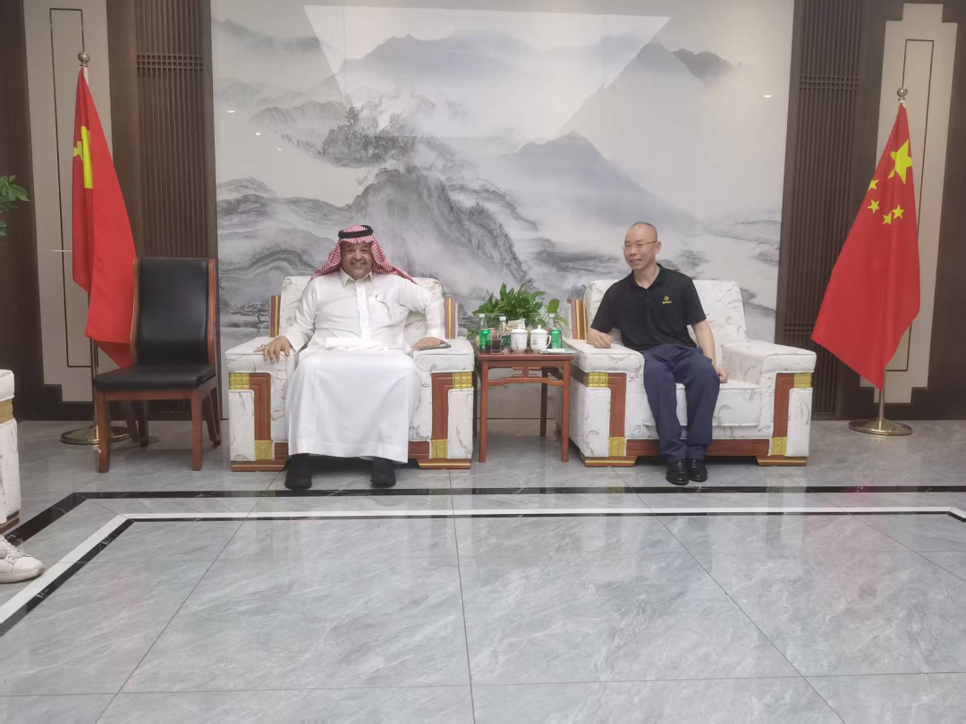 Saudi Prince's Delegation Visits Guokong Electric — 9