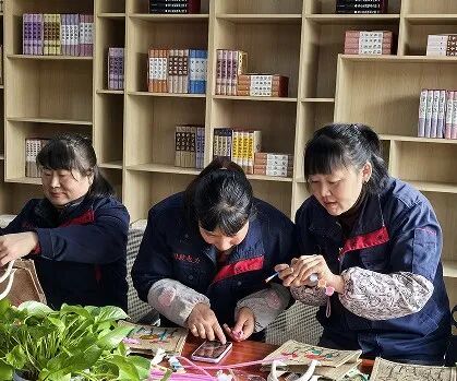 Painting Spring by Hand | Guokong Electric Celebrates International Women's Day with Flowers — 12