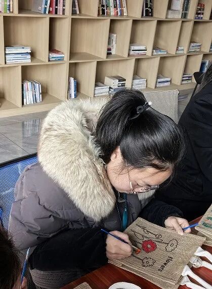 Painting Spring by Hand | Guokong Electric Celebrates International Women's Day with Flowers — 21