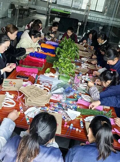Painting Spring by Hand | Guokong Electric Celebrates International Women's Day with Flowers — 23