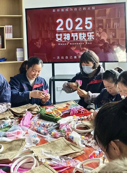 Painting Spring by Hand | Guokong Electric Celebrates International Women's Day with Flowers — 25